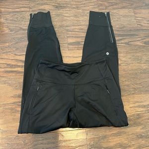 Size 4 Lululemon jogger leggings